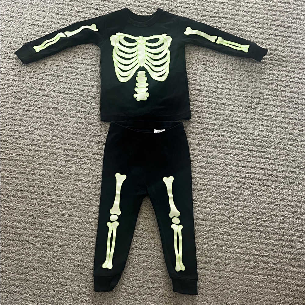 Gap Glow-In-The-Dark Skeleton Kids Costume Set / PJs - 18-24 months